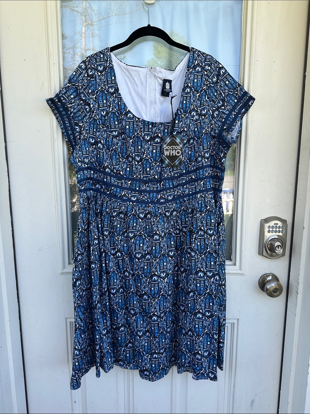 NWT Hot Topic Blue TARDIS Pattern Dress (size 20)